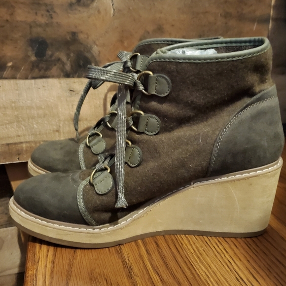 Women's Lorelle Wedge Olive Green Hiker Boots Shoes - Merona Size 11 - Picture 6 of 13